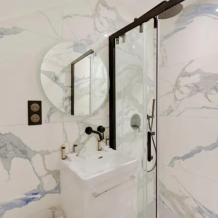 Apartman Modern With Terrace Aubervilliers